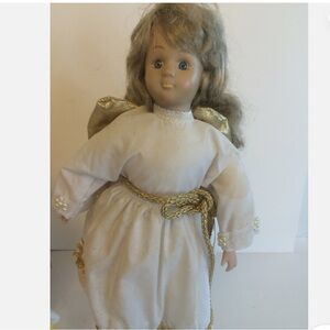 Heaven On Earth Guardian Angel Doll Sabrina - White and Gold
